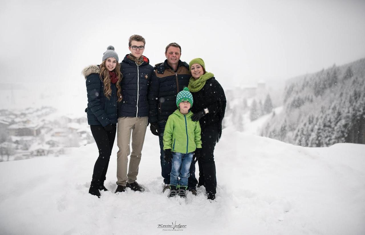 Panorama Hotel Guggenbichl - Inkl Sommerkarte, Freier Eintritt Ins Tauern Spa & Bester Ausblick Uber Kaprun Eksteriør billede